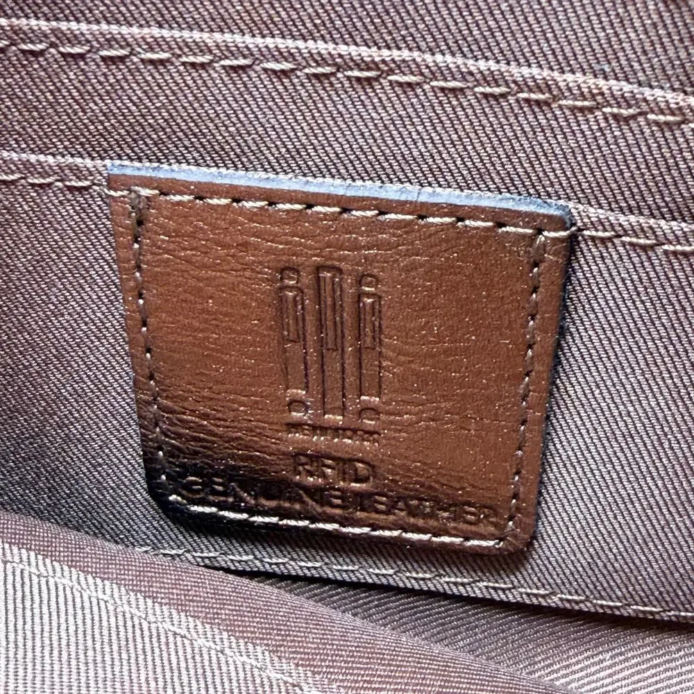 ILI New York Bronze Metallic Leather Crossbody Bag Tassel Organizer